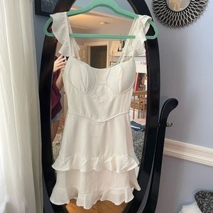 Selfie Leslie graduation dress